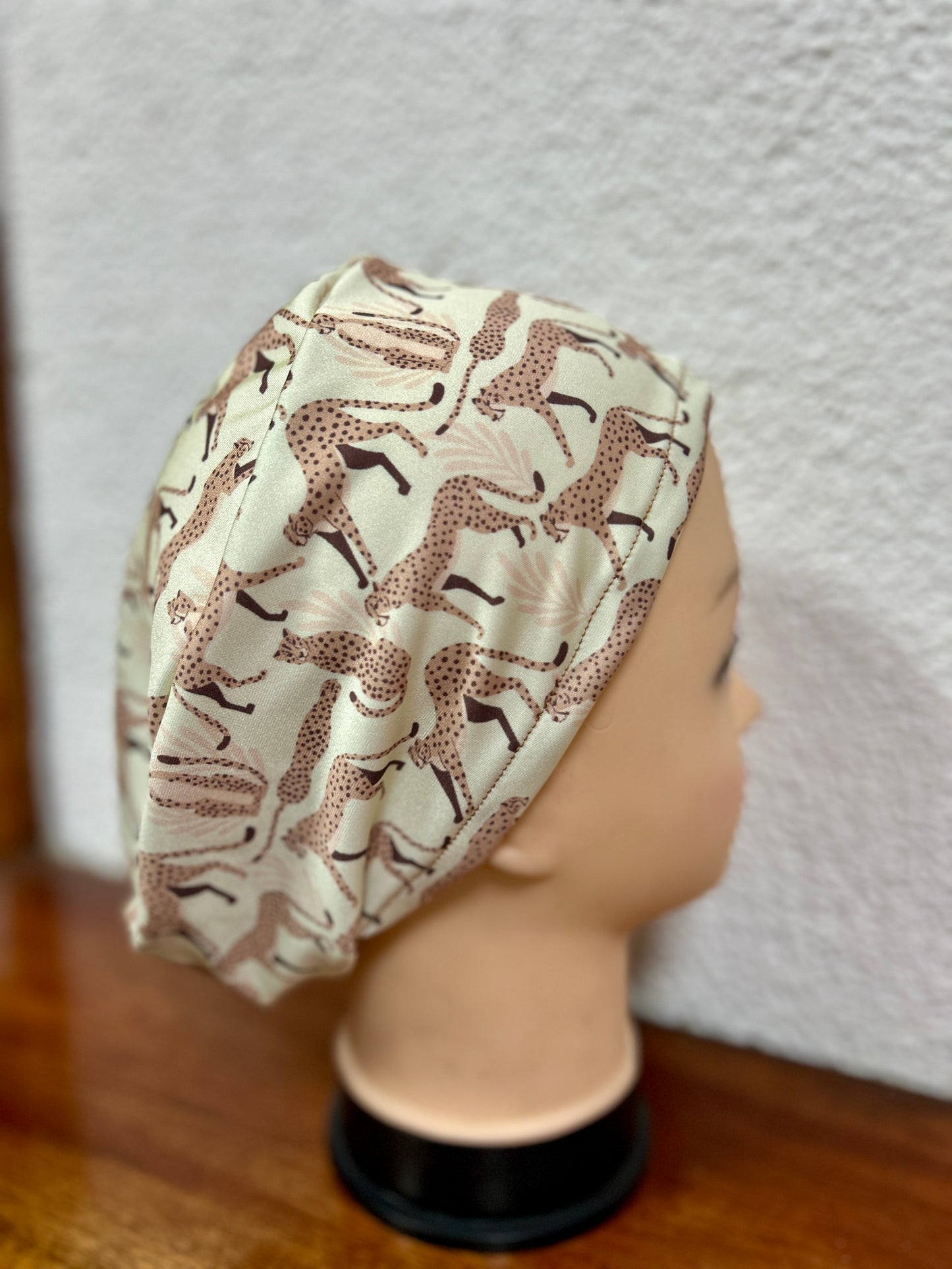 Cofia leopardo beige