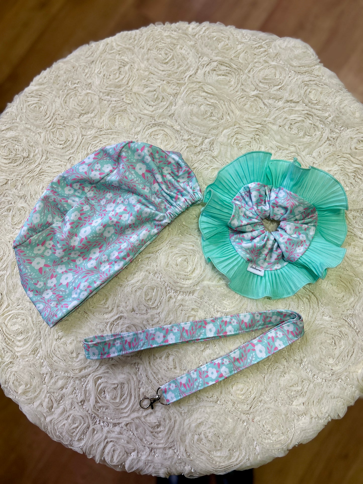 Conjunto verde agua flores