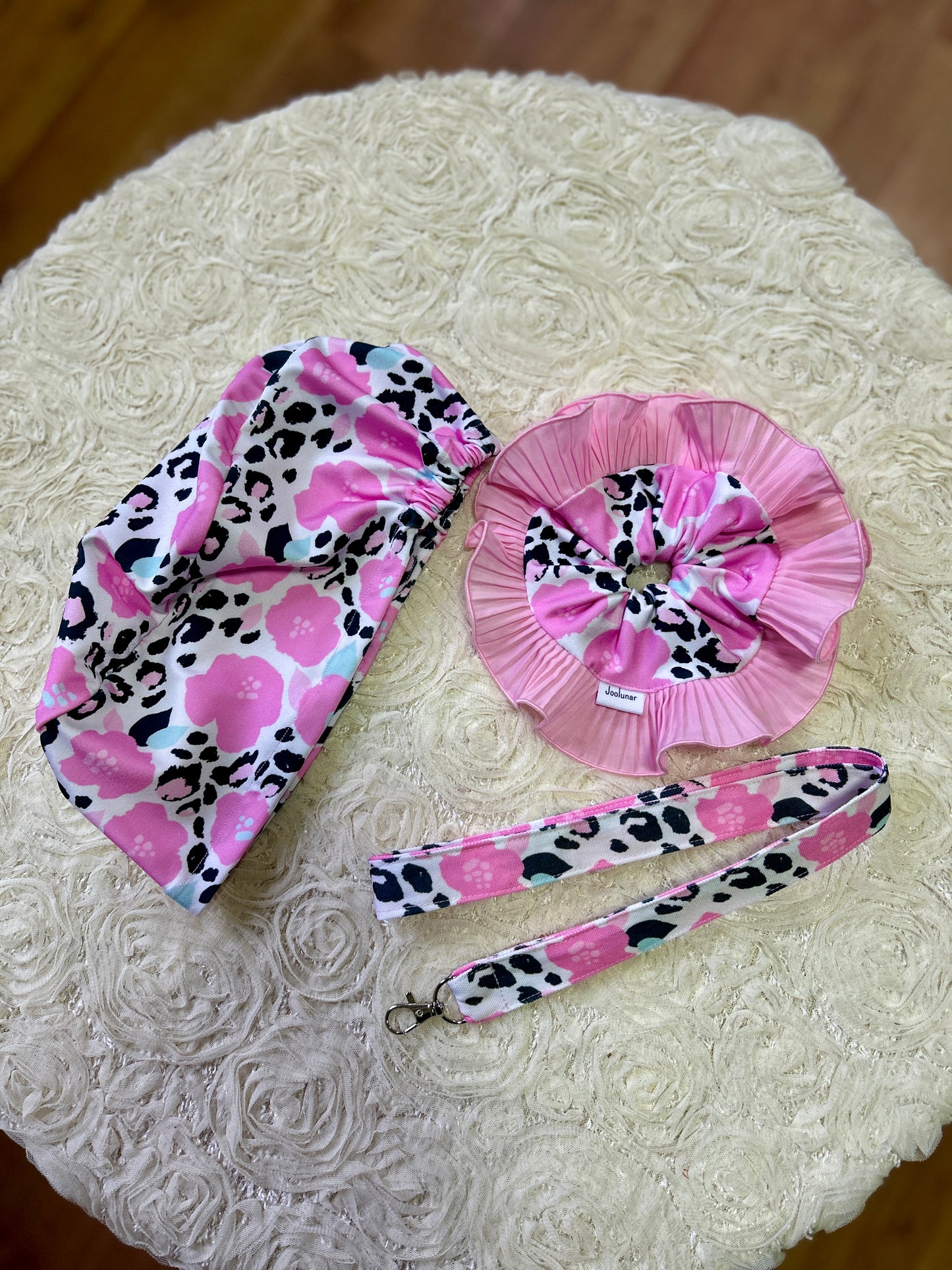 Conjunto rosado/ blanco