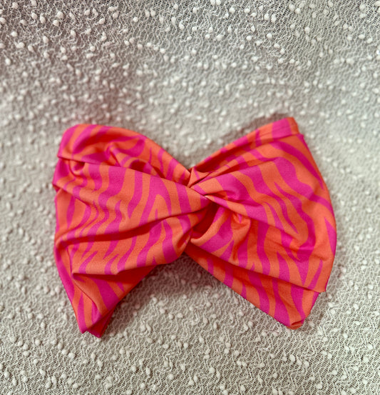Turbante naranjo cebra fucsia