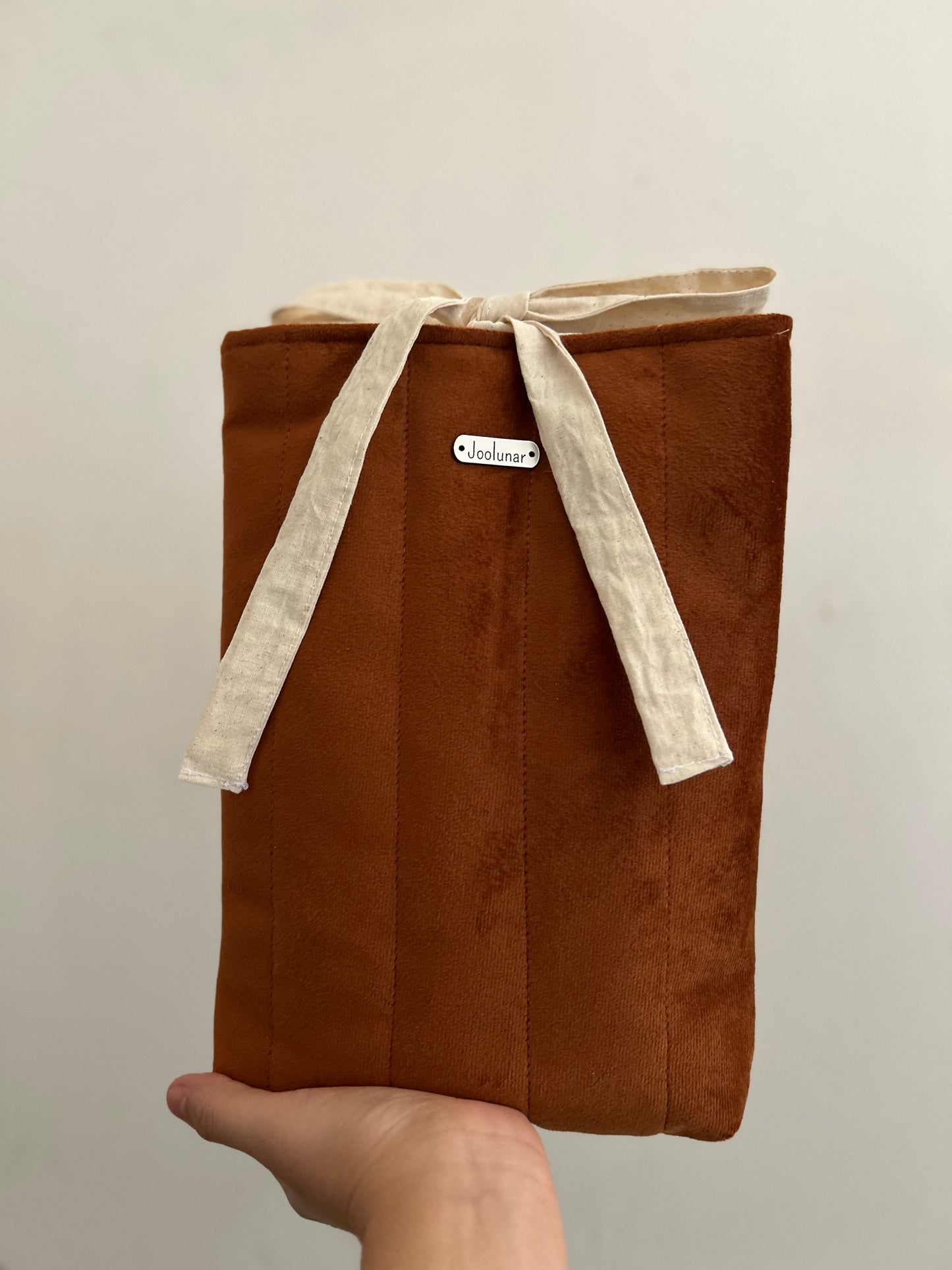 Funda libro camel