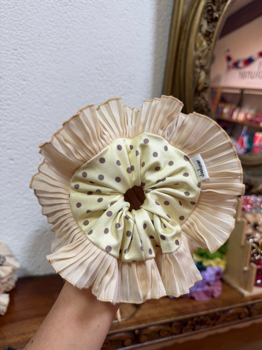 Rumba beige lunares