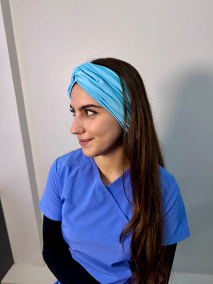 Turbante celeste liso