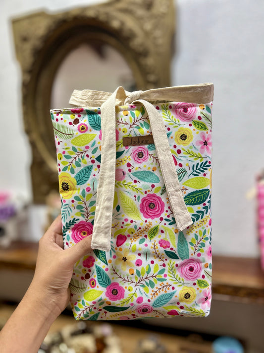 Funda libro amarilla