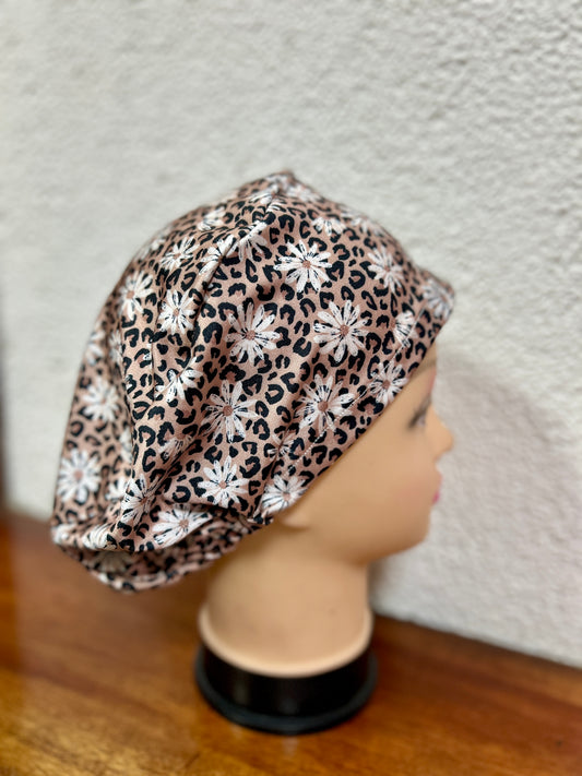 Cofia animal print flores