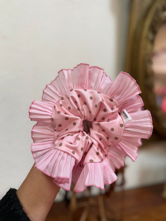 Rumba rosada lunares