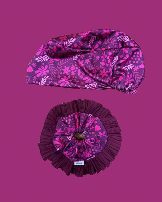 Conjunto burdeo flores