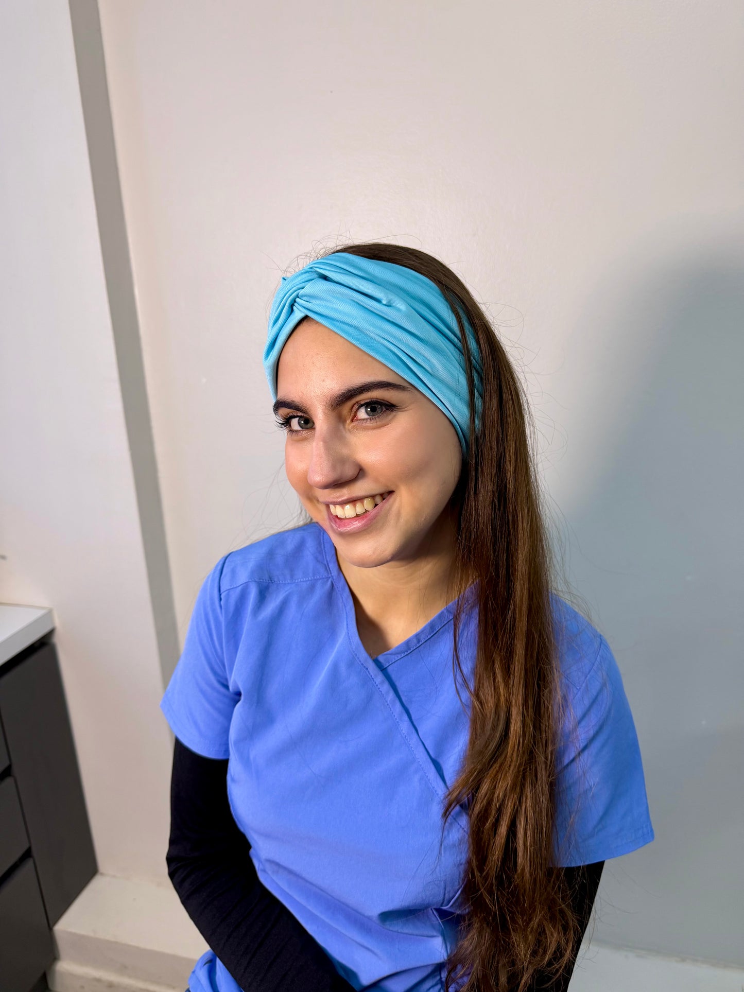 Turbante celeste liso