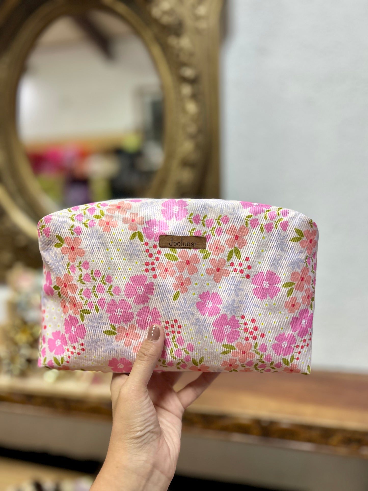 Neceser flores rosadas